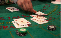  Blackjack é um jogo de casino clássico também conhecido como 21
