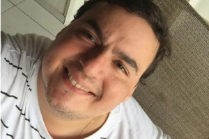 Jean Carlos Teixeira da Fonseca, assassinado a tiros dentro de uma boate em Gurupi.