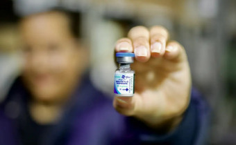 Vacina contra a bronquiolite começa a ser oferecida pelo SUS para bebês prematuros e crianças com comorbidades.