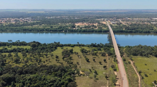 Ponte sobre o Rio Tocantins entre Pedro Afonso e Tupirama foi interditada para avaliação técnica